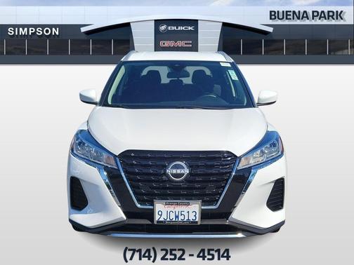 2023 Nissan Kicks SV