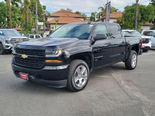 2018 Chevrolet Silverado 1500 Custom