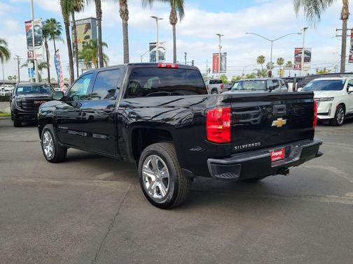 2018 Chevrolet Silverado 1500 Custom