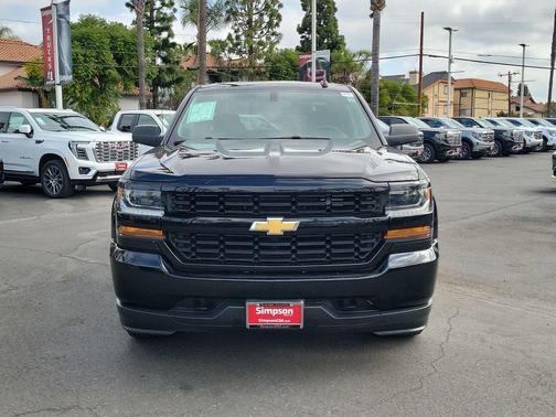 2018 Chevrolet Silverado 1500 Custom