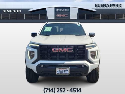 Summit White 2024 GMC Canyon Elevation