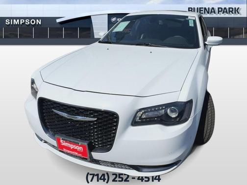 2017 Chrysler 300 S