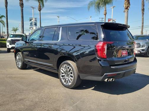 2024 GMC Yukon XL Denali Ultimate
