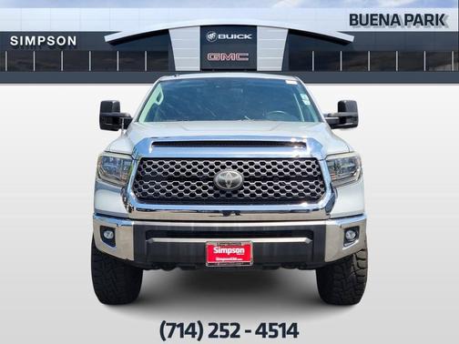 Cement 2018 Toyota Tundra SR5