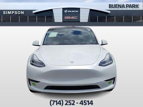 White 2023 Tesla Model Y Long Range