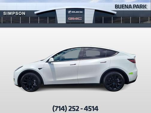 White 2023 Tesla Model Y Long Range