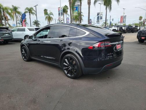 Obsidian Black Metallic 2018 Tesla Model X 75D