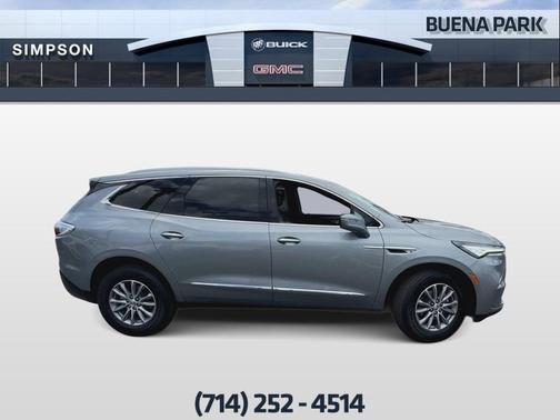 2023 Buick Enclave Essence