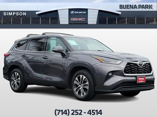 2021 Toyota Highlander XLE