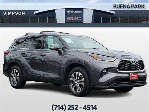 2021 Toyota Highlander XLE