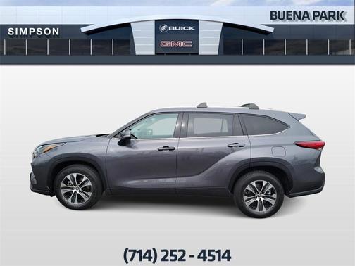 2021 Toyota Highlander XLE