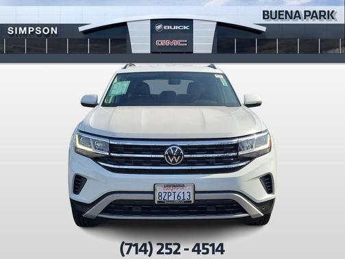 Pure White 2022 Volkswagen Atlas 3.6L SE w/Technology
