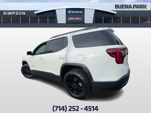 2023 GMC Acadia AT4