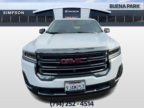 2023 GMC Acadia AT4