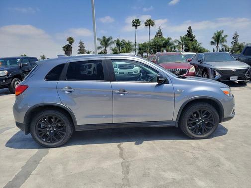 2017 Mitsubishi Outlander Sport 2.0 LE