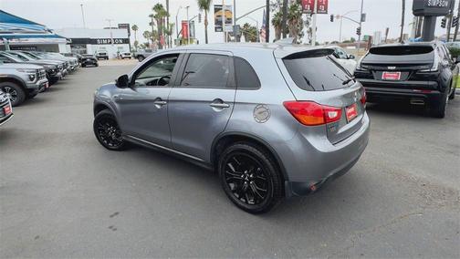 2017 Mitsubishi Outlander Sport 2.0 LE