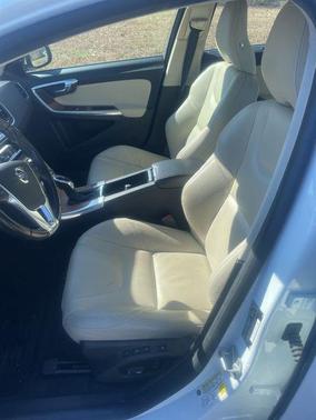 2016 Volvo S60 Inscription T5 Drive-E Premier