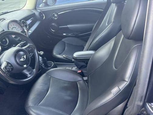 2014 MINI Clubman Cooper