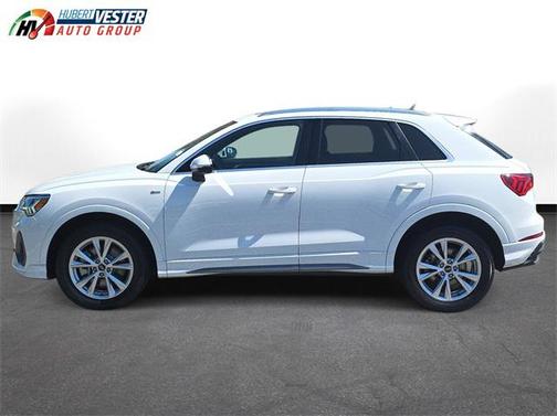 2024 Audi Q3 Premium 45 TFSI S line quattro Tiptronic