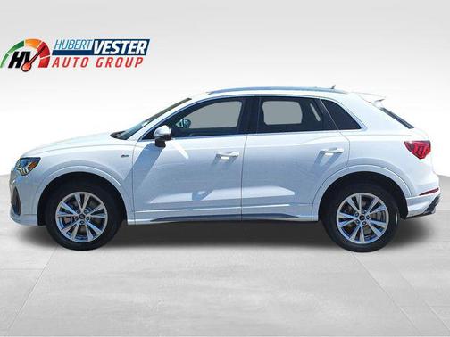 2024 Audi Q3 Premium 45 TFSI S line quattro Tiptronic