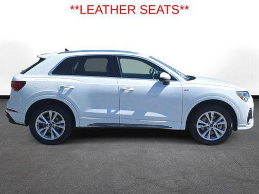 2024 Audi Q3 Premium 45 TFSI S line quattro Tiptronic
