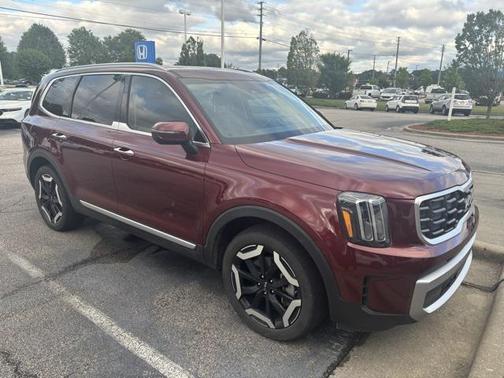 2023 Kia Telluride S