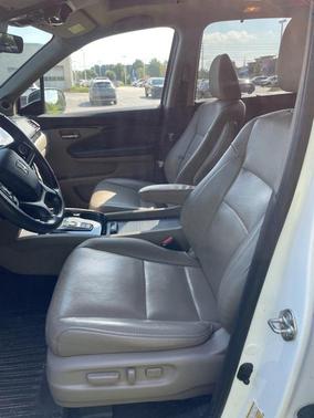 2020 Honda Pilot AWD Elite
