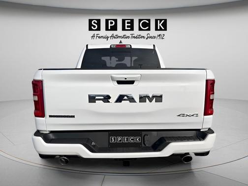 Bright White Clearcoat 2026 RAM 1500 Big Horn