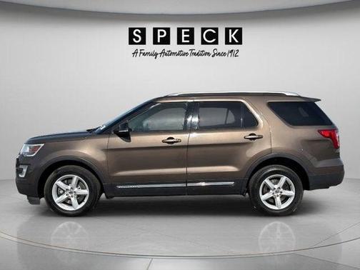 Caribou Metallic 2016 Ford Explorer XLT