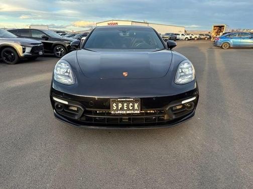 2023 Porsche Panamera RWD