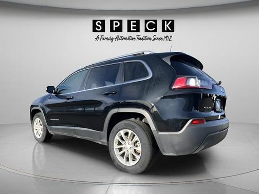 Black 2019 Jeep Cherokee Latitude