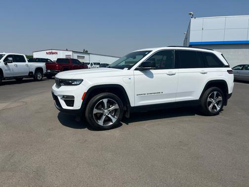Bright White Clearcoat 2023 Jeep Grand Cherokee 4xe Base