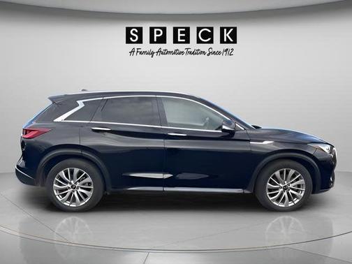 Black Obsidian 2024 INFINITI QX50 Luxe