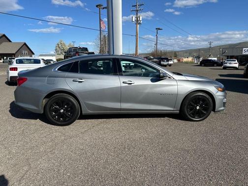 Sterling Gray Metallic 2024 Chevrolet Malibu LT