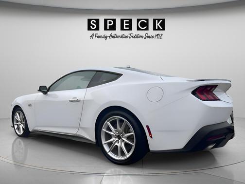 Oxford White 2024 Ford Mustang GT Premium