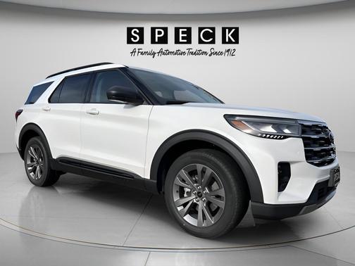 White Metallic 2026 Ford Explorer Active
