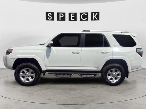 Super White 2021 Toyota 4Runner SR5