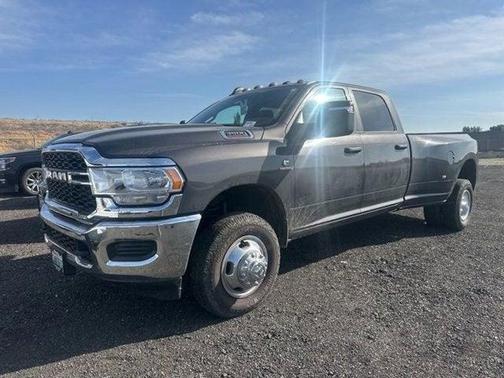 Granite Crystal Clearcoat Metallic 2024 RAM 3500 Tradesman