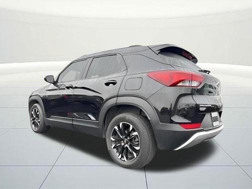 Mosaic Black Metallic 2023 Chevrolet Trailblazer LT