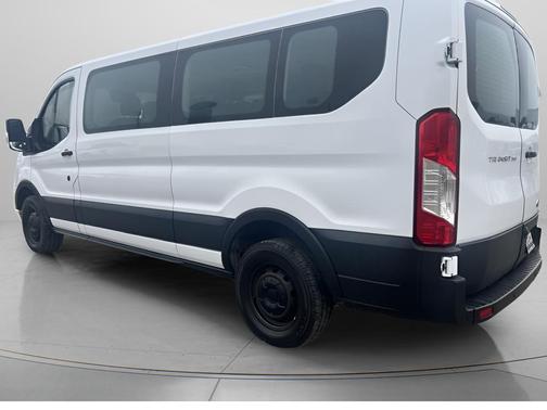 Oxford White 2022 Ford Transit-350 XLT