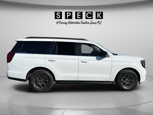 Oxford White 2025 Ford Expedition Active