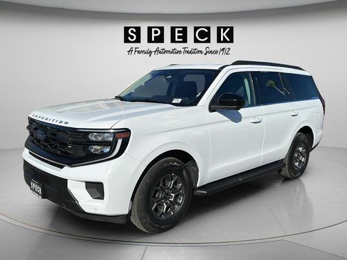 Oxford White 2025 Ford Expedition Active