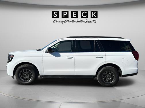 Oxford White 2025 Ford Expedition Active
