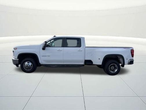 2022 Chevrolet Silverado 3500 LT