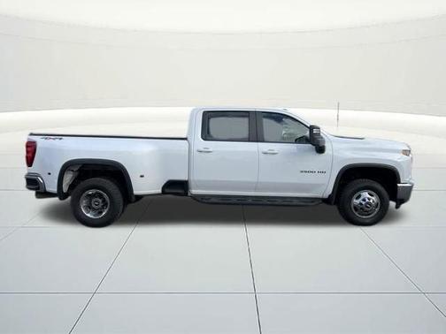 2022 Chevrolet Silverado 3500 LT