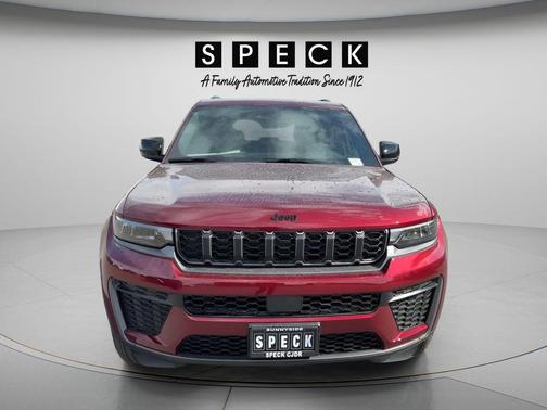 Velvet Red Pearlcoat 2026 Jeep Grand Cherokee Laredo