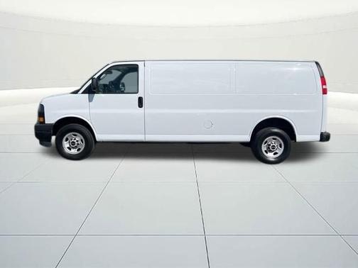 2023 GMC Savana 2500 Work Van