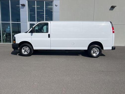 2023 GMC Savana 2500 Work Van