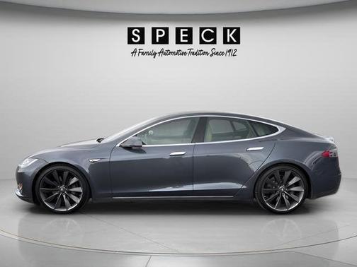 2015 Tesla Model S 85D