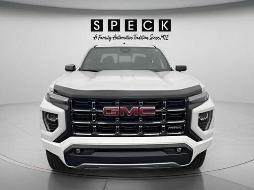 Summit White 2023 GMC Canyon AT4